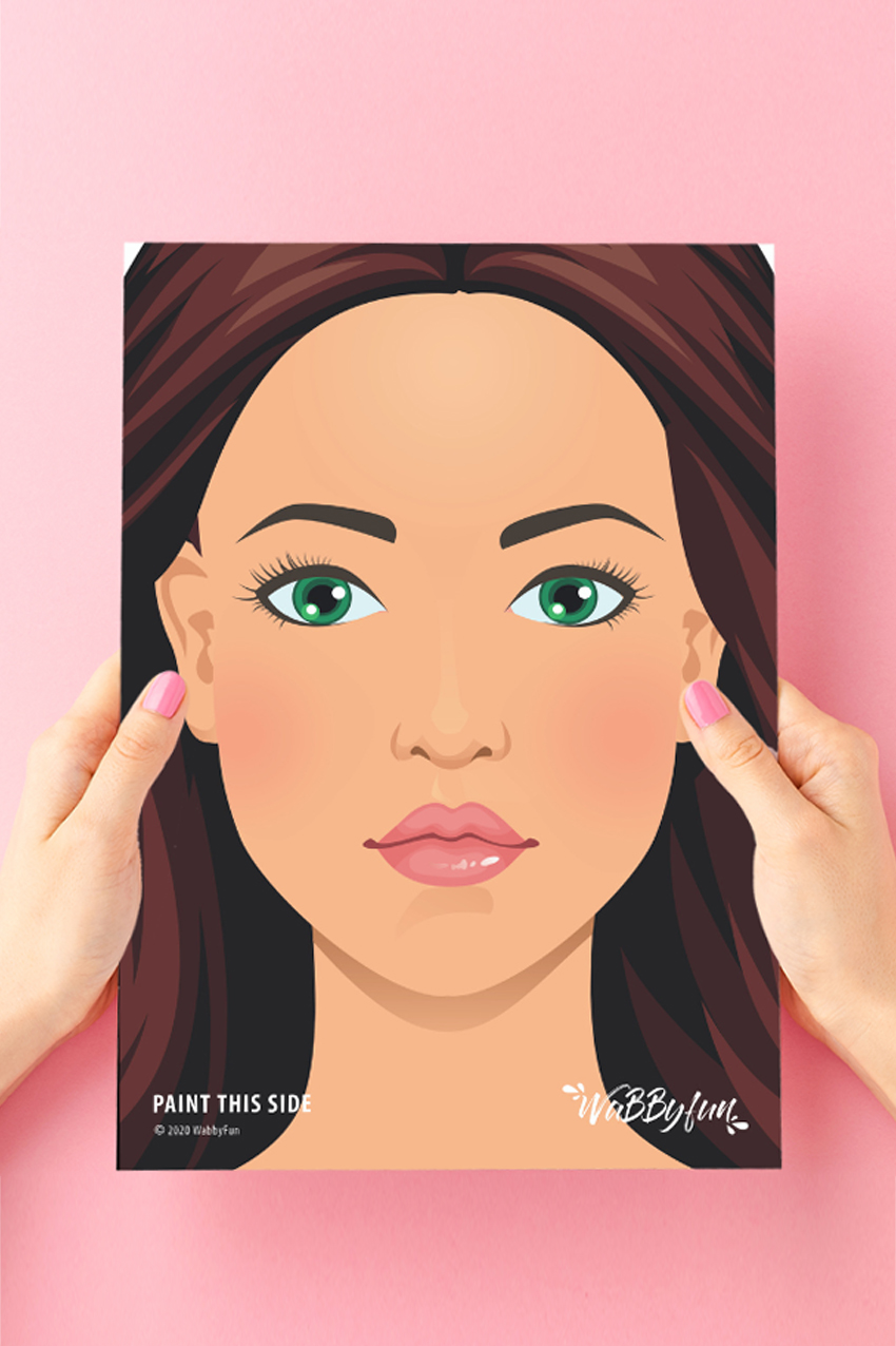 Practice board woman 's face front view Nikki 21 x 29 cm