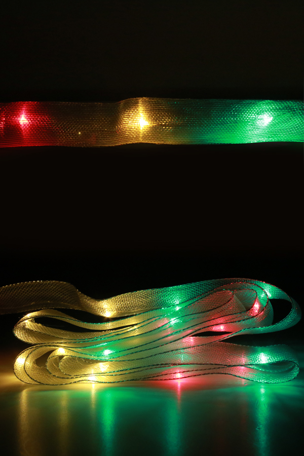 Deco Ribbon 2 meters with 20 lights red-yellow-green