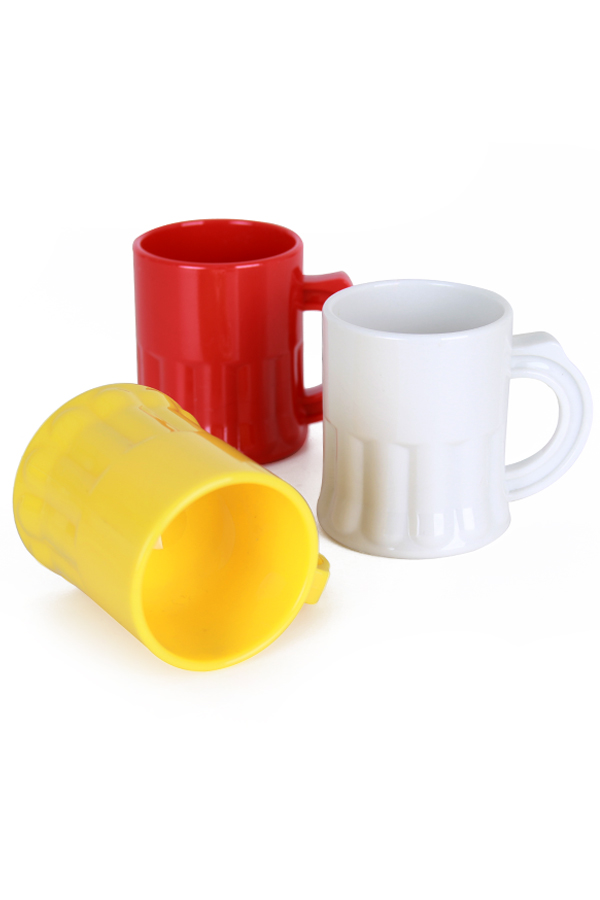 Shot glasses red/white/yellow 2,5 cl
