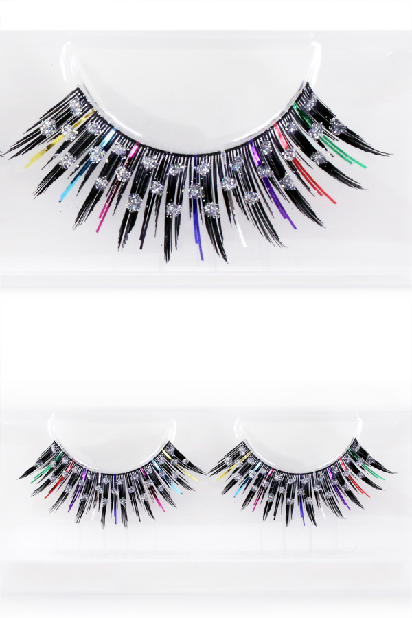 Eyelashes multicolored with diamonds