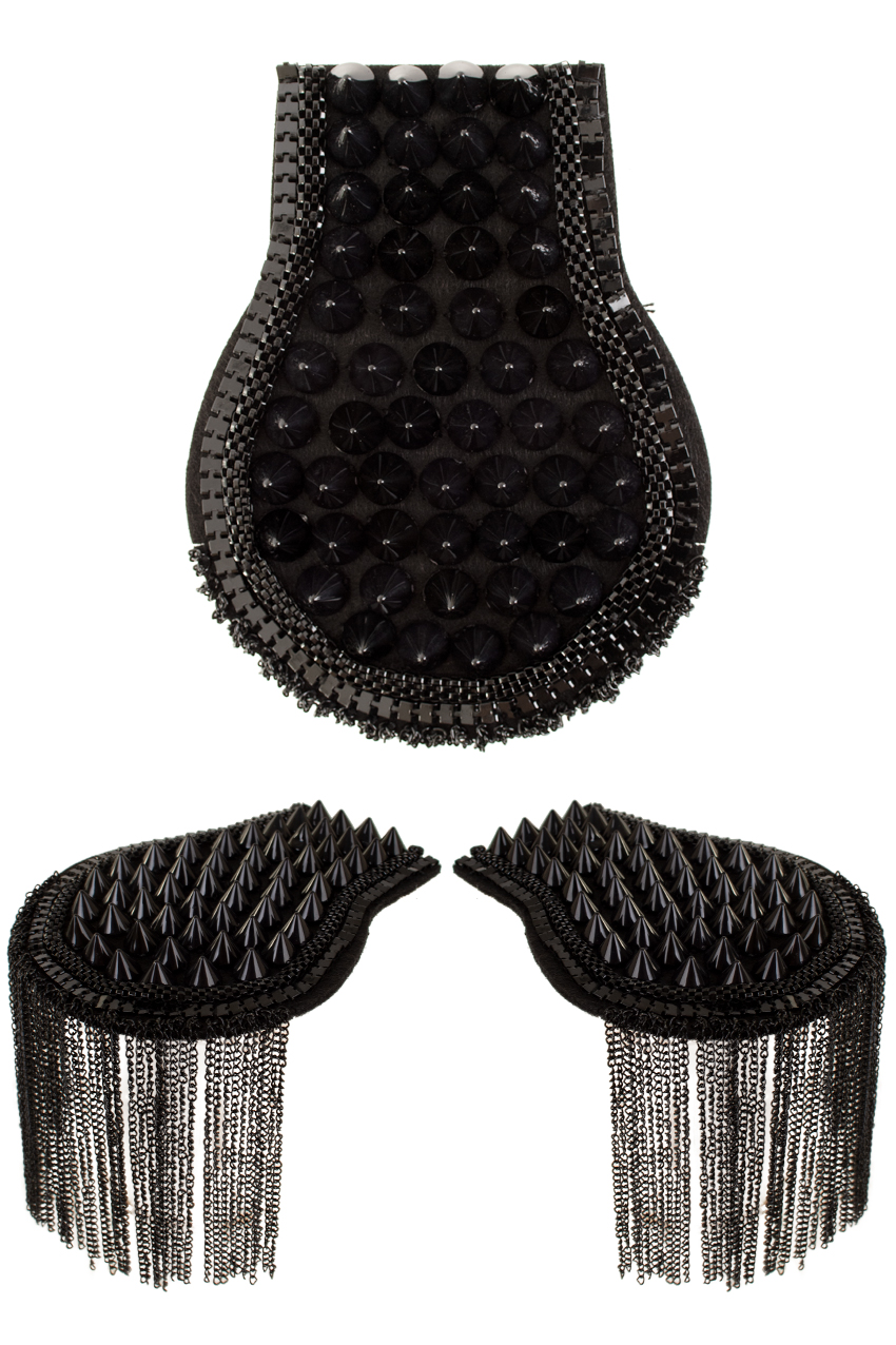 Epaulettes with spikes black