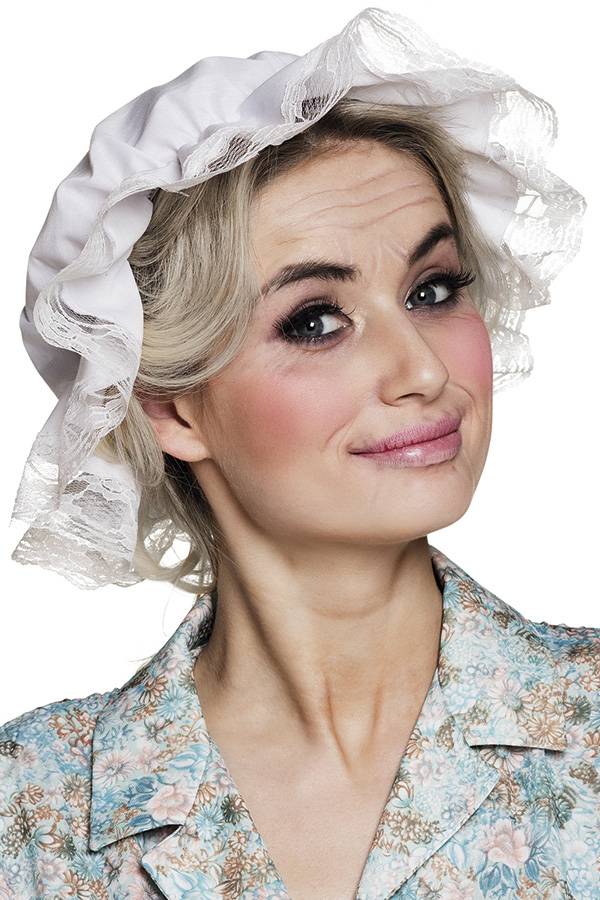 hat peasant woman