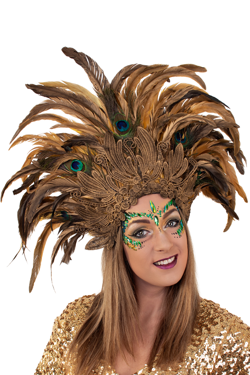 Feather headdress Rio de Janeiro brown 60 x 40 cm. 