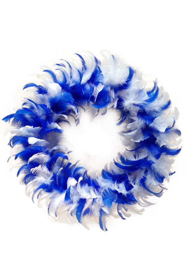 Feather wreath blue/white 30 cm. 

