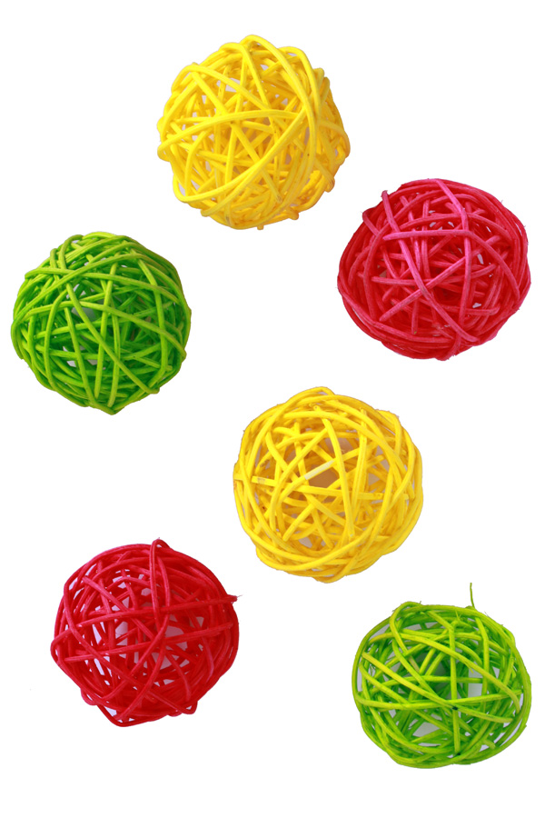 Deco balls straw 6 cm red/yellow/green per 15 pieces