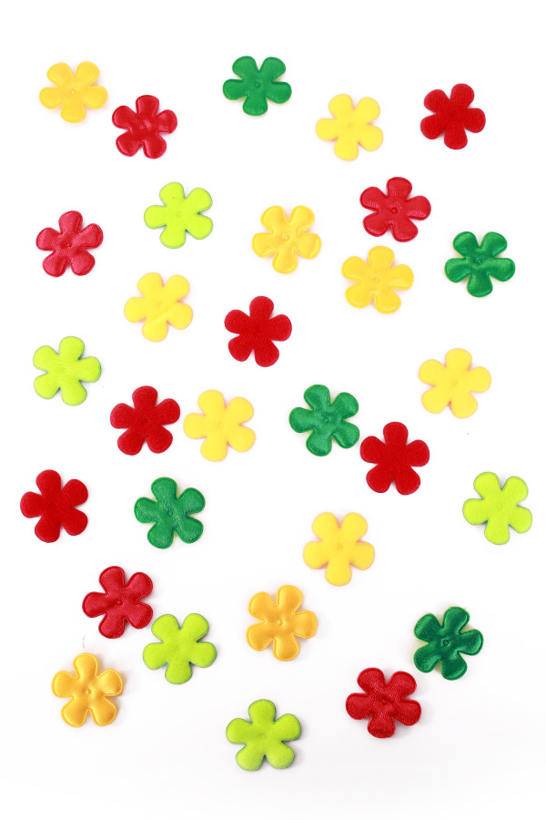 Applications 30 pieces of flowers red/yellow/green satin