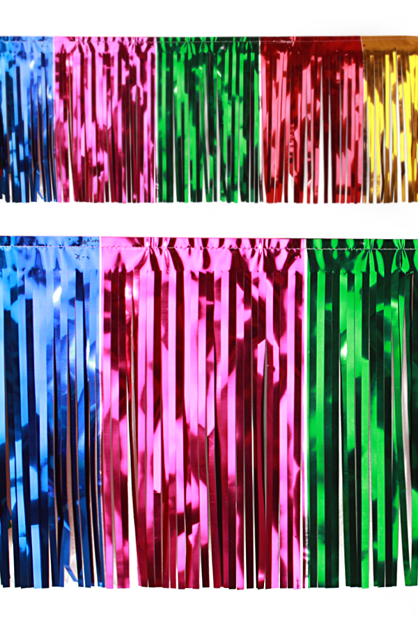 PVC strings of foil garland multicolour 6 meters x 30 cm